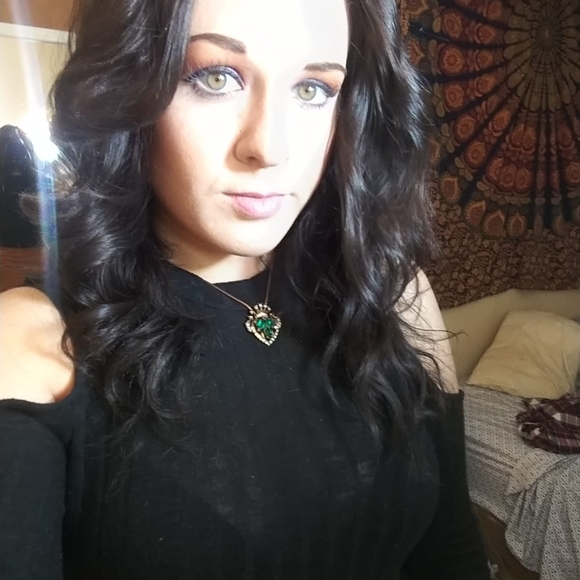 Meet your Posher, Brandi - Picture 1 of 1